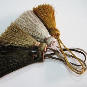 10 pcs Brown -Short Tassel, Wholesale Tassels, silk tassel, mini tassel, short tassel, tassel supplies, brown tassel, decorative tassel
