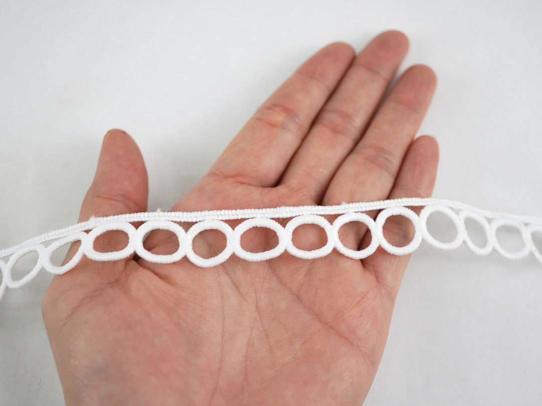 Circle lace trim deals