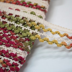 Pizzo multicolore da 5 iarde, pizzo giallo verde rosso, treccia multicolore, nastro colorato, finiture arcobaleno, finiture colorate, nastro largo, pizzo color crema