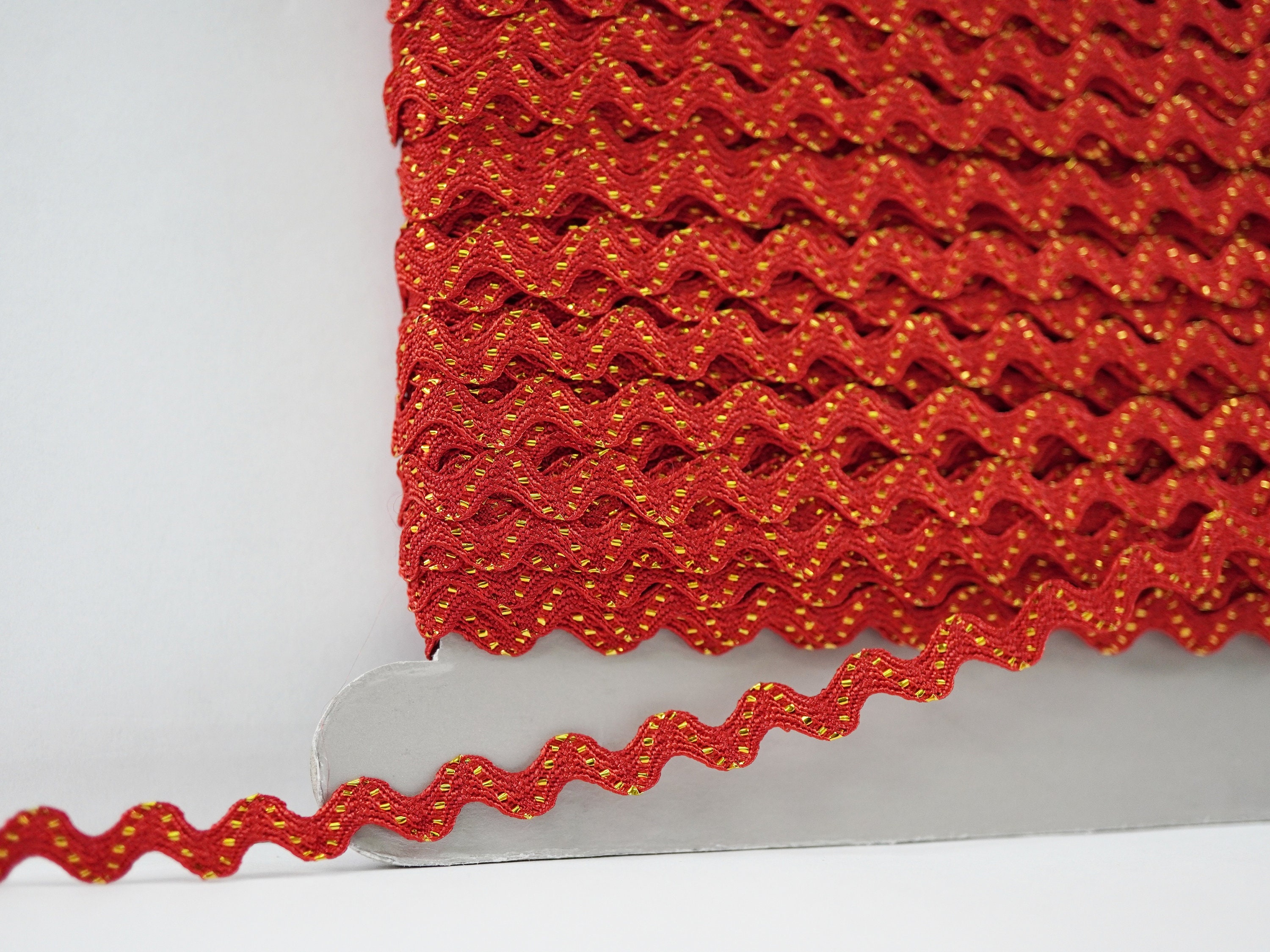 5 Yards Red Tiny Rick Rack With Gold Metallic, Tiny Rick Rack, Mini ...