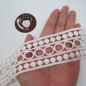 5 yards White Round Loop Lace, White flat ball, White lace trim, Cotton Trim, chain trim, round lace, white loop trim, white lace, wedding