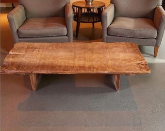 Live Edge Reclaimed Oak Coffee Table – Rustic Wood Centerpiece