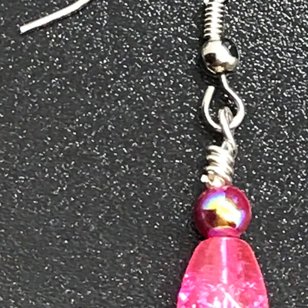 Small But Mighty: Handmade Earring Featuring Pink Teardrop Shaped Crackle Glass Beads