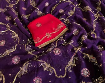 Handgemachter bestickter Chiffon Saree, indische Hochzeitsfeier-Abnutzung