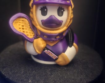 Mascota de James Madison Dukes: Pato. Producto oficial impreso en 3D. Regalo ideal para fans.