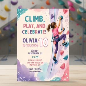 Pode incluir: Um convite de aniversário com o texto "CLIMB, PLAY, AND CELEBRATE!" e "OLIVIA 10". O convite apresenta uma menina escalando uma parede de escalada com pegas coloridas. A data e a hora também estão incluídas.