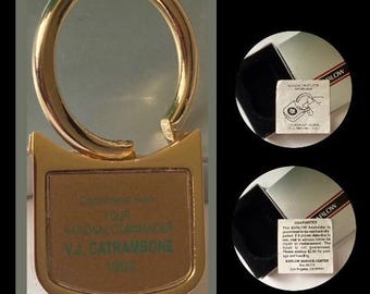 Barlow Gold Tone Twist Lock Key Holder circa 1993