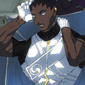 Könnte beinhalten: Anime-Illustration einer Person in einem weiß-blauen Outfit mit goldenem Reißverschluss. Die Person hat dunkle Haut, blaue Augen und weiße Handschuhe. Das Outfit umfasst einen Umhang und ein kreisförmiges Emblem.