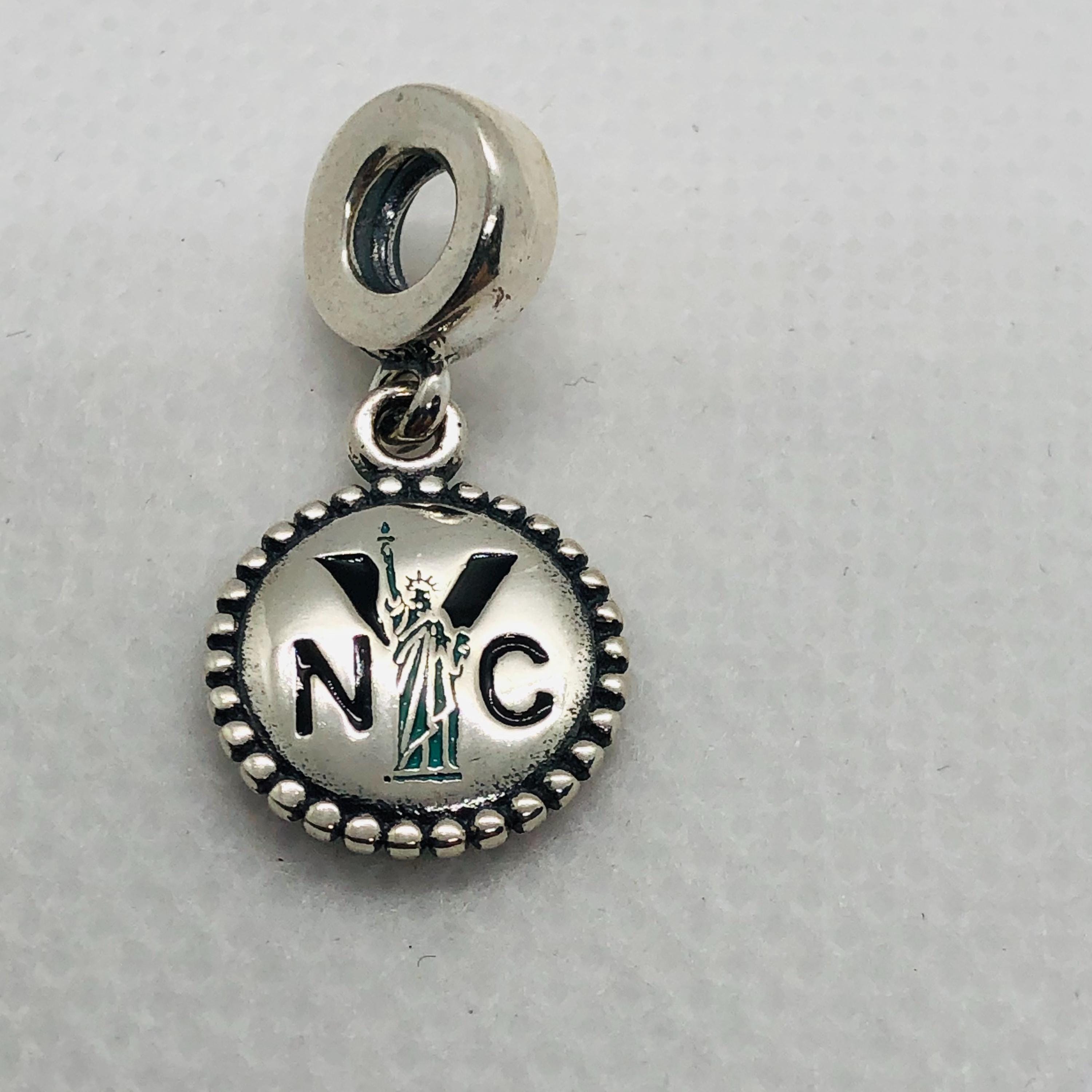 New York City Pandora Charm - Etsy Canada