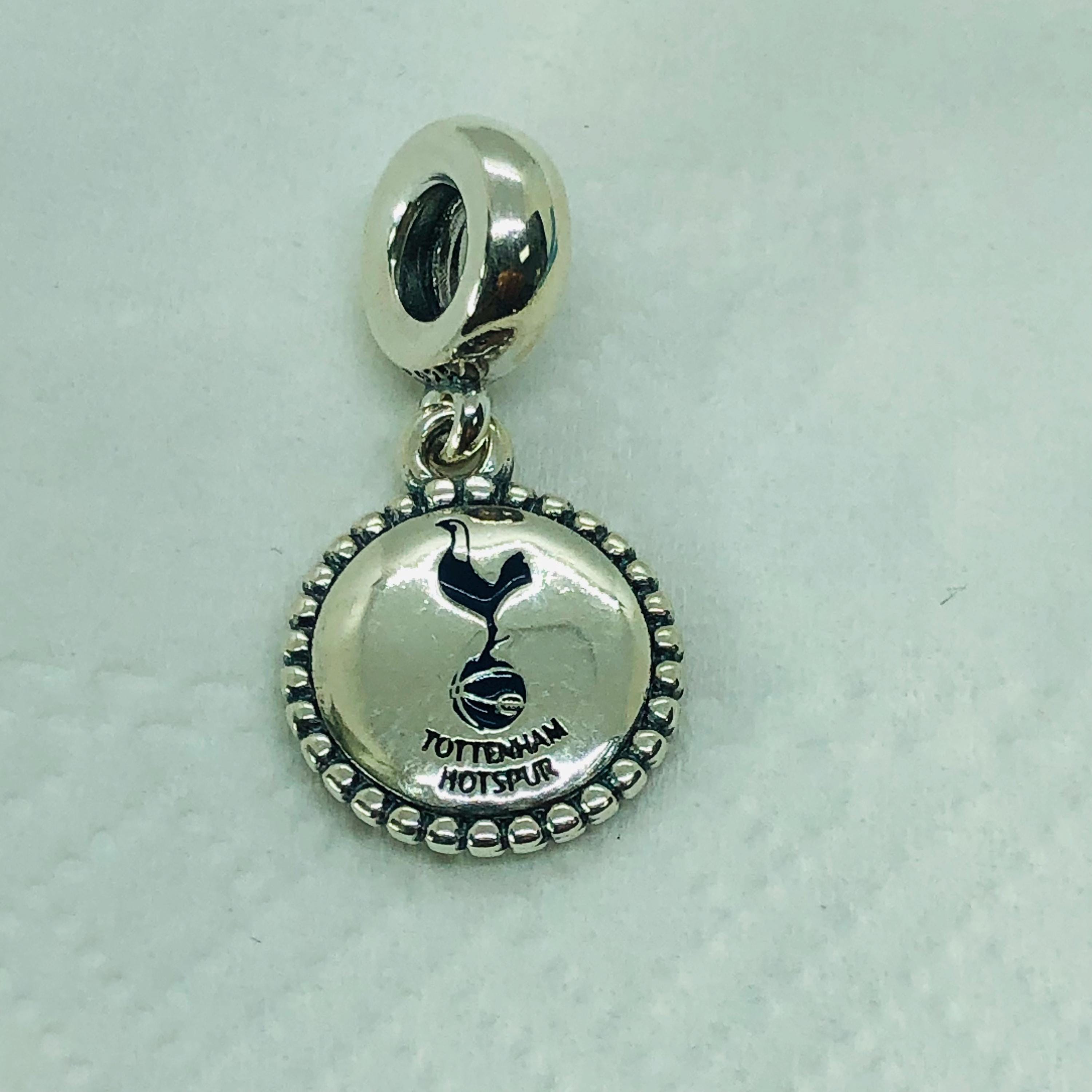 TOTTENHAM HOTSPUR THE SPURS fanion wimpel pennant football ancien annees 90