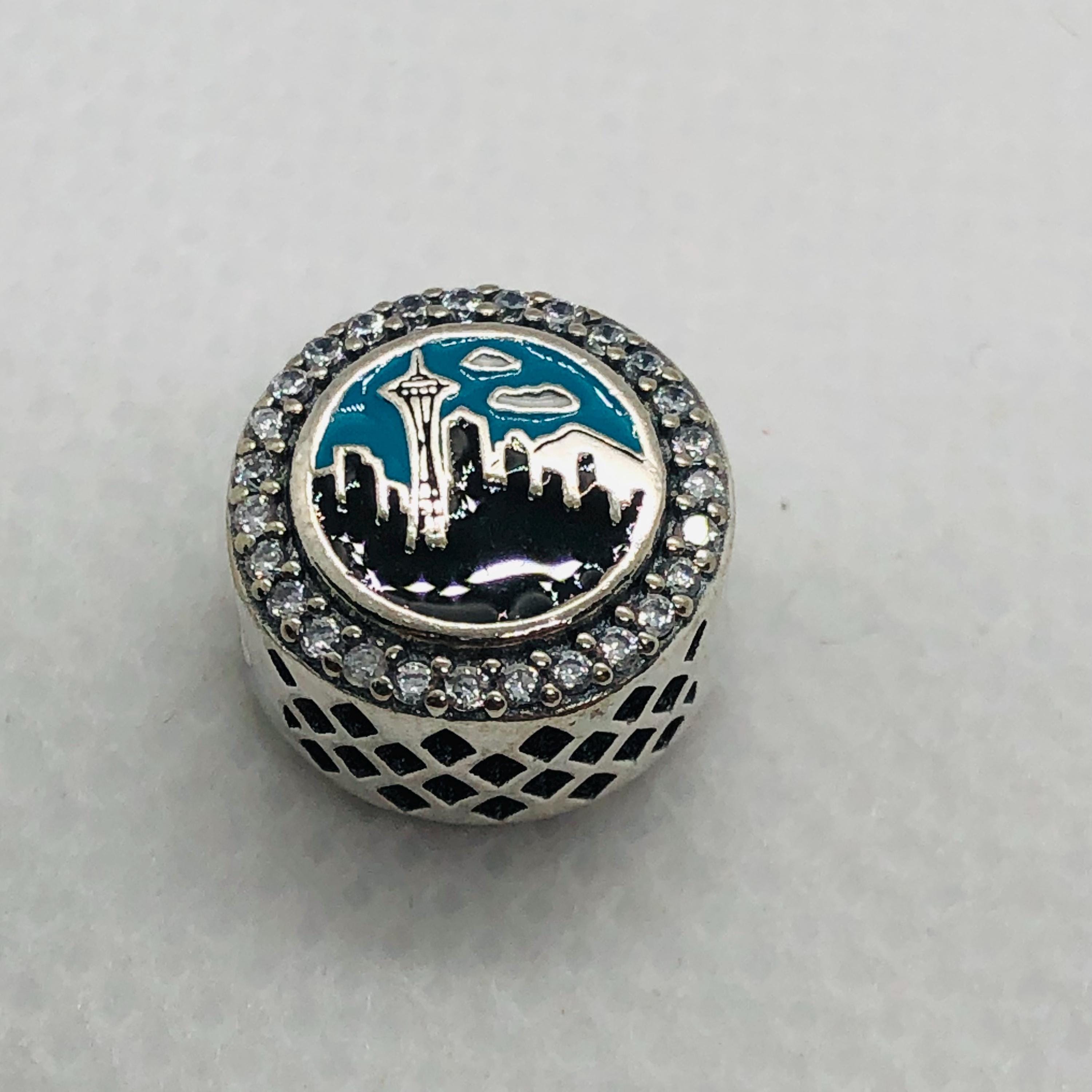 Seattle Washington Pandora Charm - Etsy
