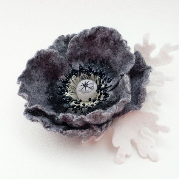 Felt brooch flower grey poppy - ready to ship