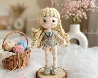 Handmade Singer Crochet Doll, Celebrity Amigurumi Doll, Pop Star inspired Crochet Doll, Custom Superstar Singer Gift, Music Lover Gift