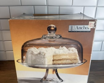 NEW 2001 Anchor Hocking 13in Pedestal Cake Plate w/Dome