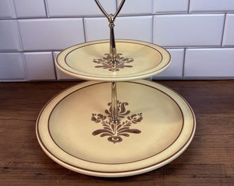 RARE Vintage Pfaltzgraff Village Tiered Serving Tray - Great Condition