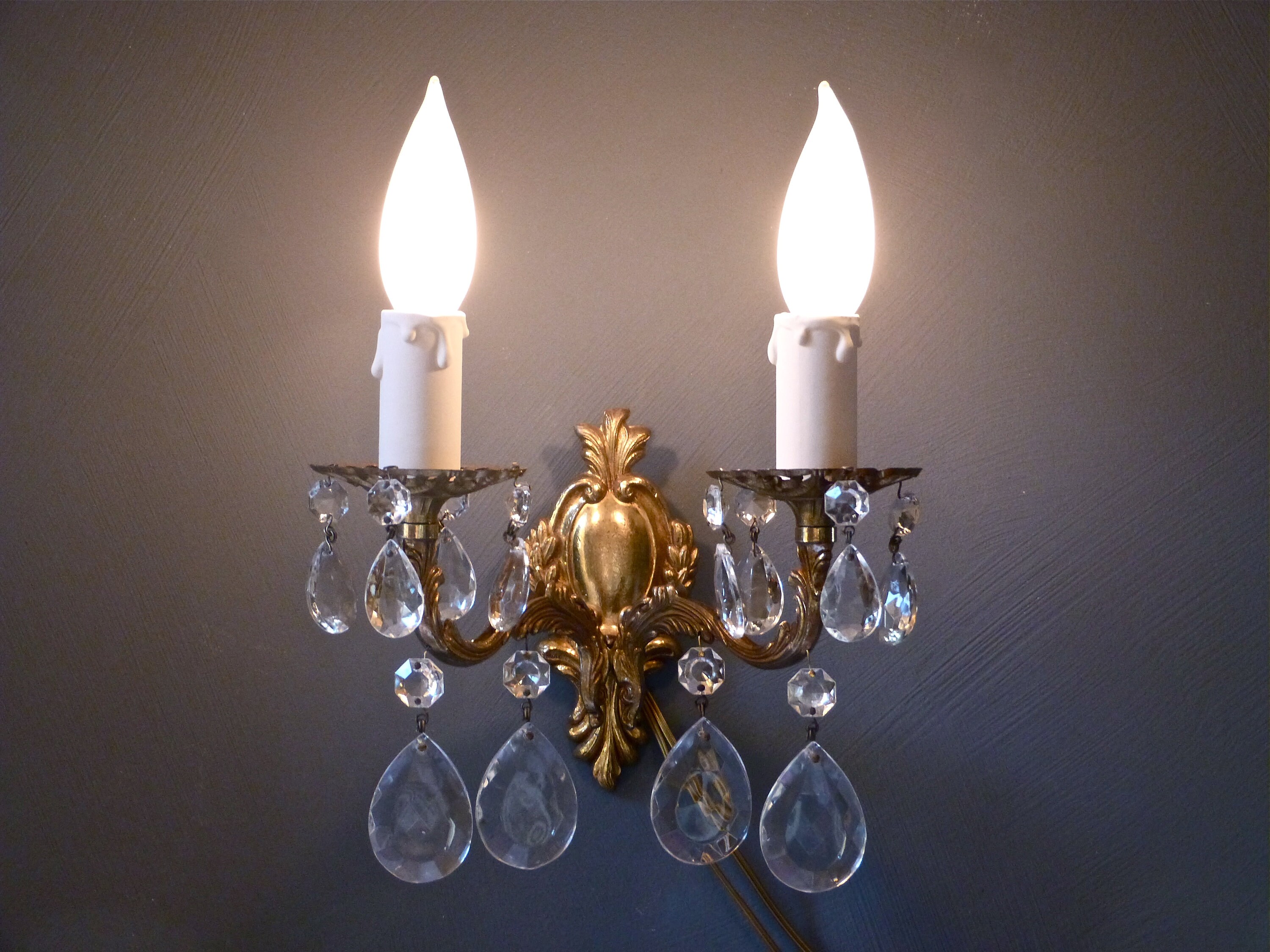 Prêt Pour Usa Bulb Français Sconce - Eclairage Mural avec Cristal Français Applique en Cristal