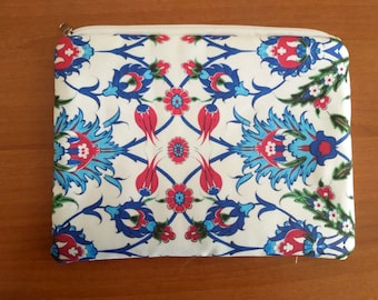 Elegante bolso de mano de tela con patrón de cerámica de inspiración otomana / Diseño artesanal único, bolsa con cremallera de tulipán con patrón de Kaftan turco, bolsa con cremallera étnica