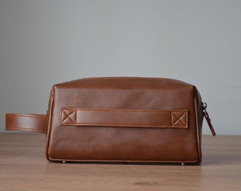 Compact Leather Travel Case