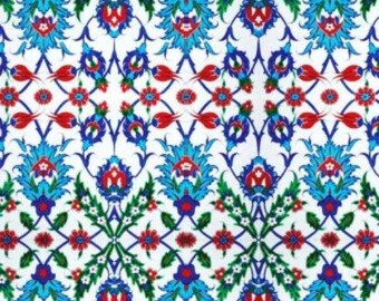 Tulipe turque en mosaïque : design ottoman authentique, motif kilim de tissus ethniques floraux tulipes, charme persan arabe seldjoukide Kutahya