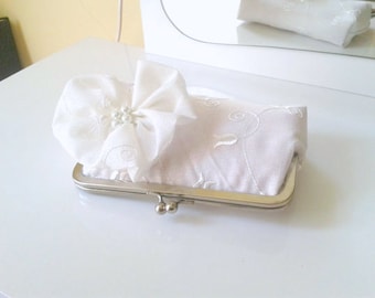 Bridal Wedding Clutch- White Purse Bridal Accessories , Bridesmaids floral clutches, Flower Bridal Satin Clutch, Bridesmaid wedding gift