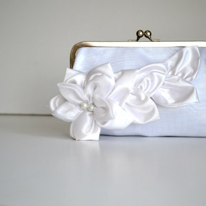 Bridal Wedding Clutch, White Purse Bridal Accessories, Bridesmaids floral clutches, Flower Blooming Satin Clutch, Bridesmaid wedding gift