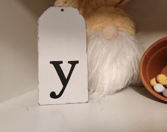 Personalized Wooden Gift Tag: Hand Lettered Initial, 16cm