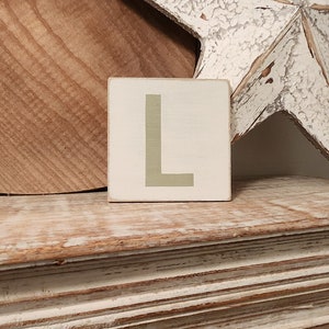 letrero de madera, estilo vintage, bloques de letras personalizados, iniciales, letras de madera, monogramas, letra L, 10cm cuadrados, pintado a mano