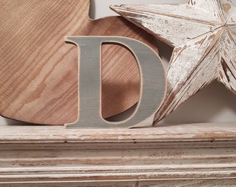 Wooden Letter D – Personalised Name Letter – Nursery Decoration Ideas – Rustic Room Décor – Georgian Bold D – Decorative Wooden Sign - 10cm