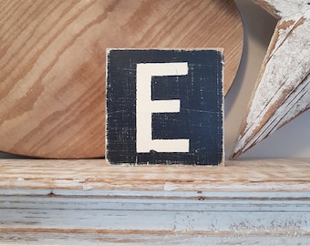 wooden sign, vintage style, personalised letter blocks, initials, wooden letters, monograms, letter E,  10cm square, hand painted