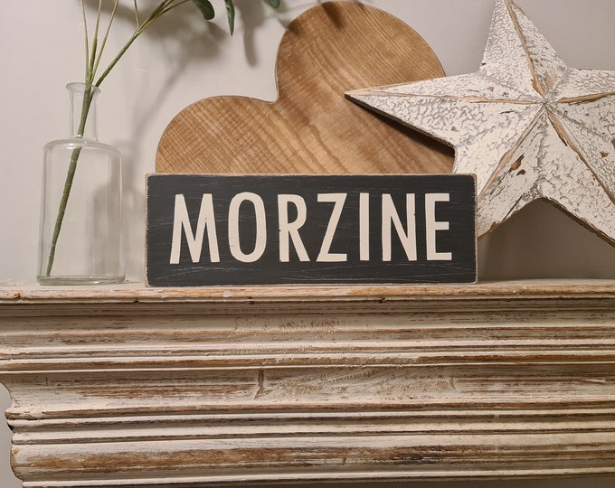 Personalized Sign, Morzine, Ski Resort Name Gift, Traveller Wooden Sign Boards for Home Decor, Housewarming and Wedding Present Idea, 29cm