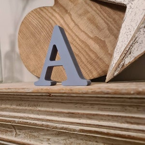 Letra de madera A – Letra de nombre personalizada – Ideas de decoración de guardería – Decoración de habitación rústica – Estilo Cherokee A – Letrero decorativo de madera