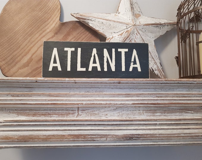 Personalized Sign, Custom City, State, Country Name Gift, Traveller Wooden Sign Boards for Home Decor, Housewarming and Wedding Present Idea