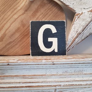 wooden sign, vintage style, personalised letter blocks, initials, wooden letters, monograms, letter G,  10cm square, hand painted
