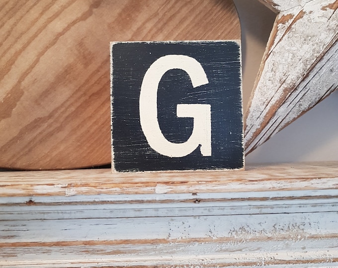 wooden sign, vintage style, personalised letter blocks, initials, wooden letters, monograms, letter G,  10cm square, hand painted