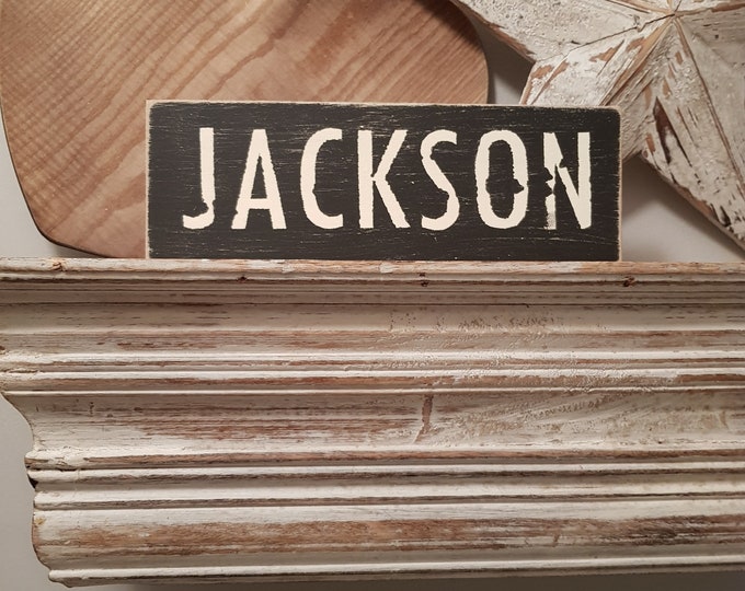 Personalized Sign, Custom City, State, Country Name Gift, Traveller Wooden Sign Boards for Home Decor, Housewarming and Wedding Present Idea