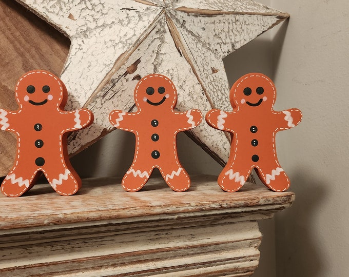 Standing Wooden Gingerbread Men - set of 3, Christmas Decor, Christmas Fun, Holiday Decor, hand-painted, 15cm