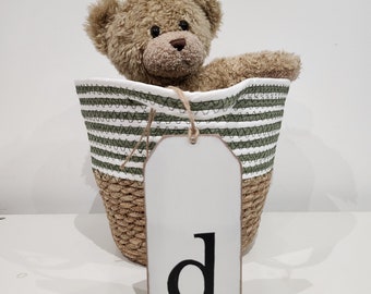Personalized Wooden Gift Tag: Hand Lettered Initial