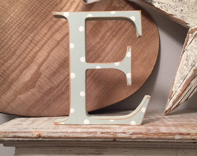 Wooden Letter E – Personalised Name Letter – Nursery Decoration Ideas – Rustic Room Décor – Georgian Style – Decorative - 20cm