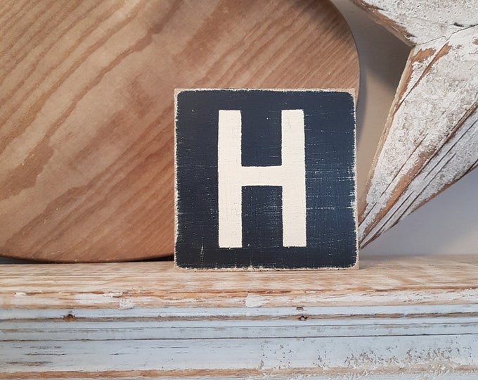 wooden sign, vintage style, personalised letter blocks, initials, wooden letters, monograms, letter H,  10cm square, hand painted