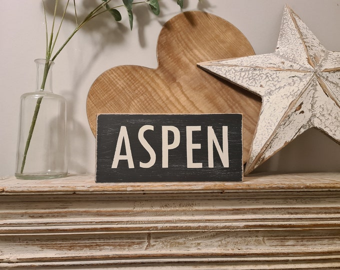 Personalized Sign, Aspen, Ski Resort Name Gift, Traveller Wooden Sign Boards for Home Decor, Housewarming and Wedding Present Idea