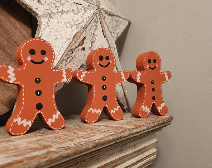 Hand-Painted Wooden Gingerbread Men Set - Christmas Holiday Decor