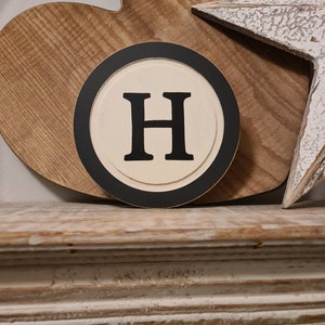 15cm Letra Redonda H Signo, Monograma, Inicial, Arte de la pared, Decoración del Hogar, Letras Rústicas, Todas las letras disponibles, ligera angustia, estilo máquina de escribir