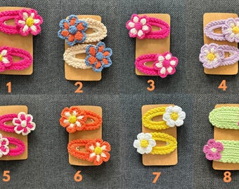 Handgemaakte gehaakte SET VAN 2 haarspeldjes, haarspeld bloemen, kleurrijke haarspeld, cadeau-idee voor meisjes, verjaardagscadeau meisje, haaraccessoire, cadeau voor haar
