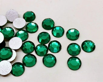 20pcs SS30 6mm Vintage Emerald Green Flatback Crystal Rhinestones Silver Foil