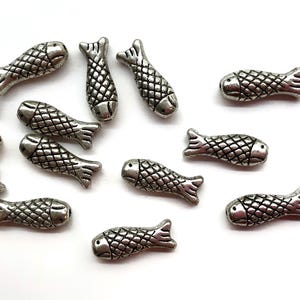 16pcs 3D Silver Fish Spacer Beads