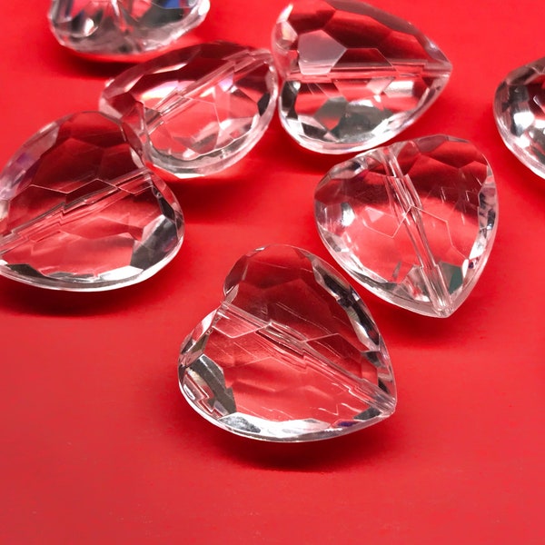 8pcs 18mm Vintage Clear Puffed Faceted Lucite Heart Jewelry Making