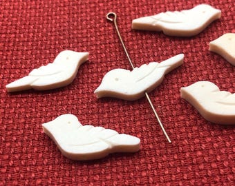 8pcs Vintage Carved Bone Fetish Bird Beads from Japan Charms