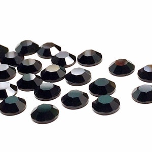 40pcs Vintage Swarovski SS36 7mm Jet Black Flatback Crystal Rhinestones