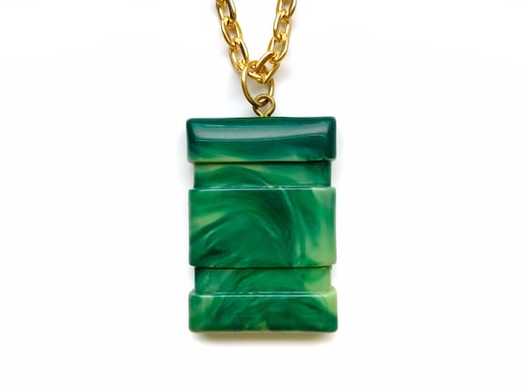 Vintage Art Deco Green Lucite Necklace, Marbled B… - image 1