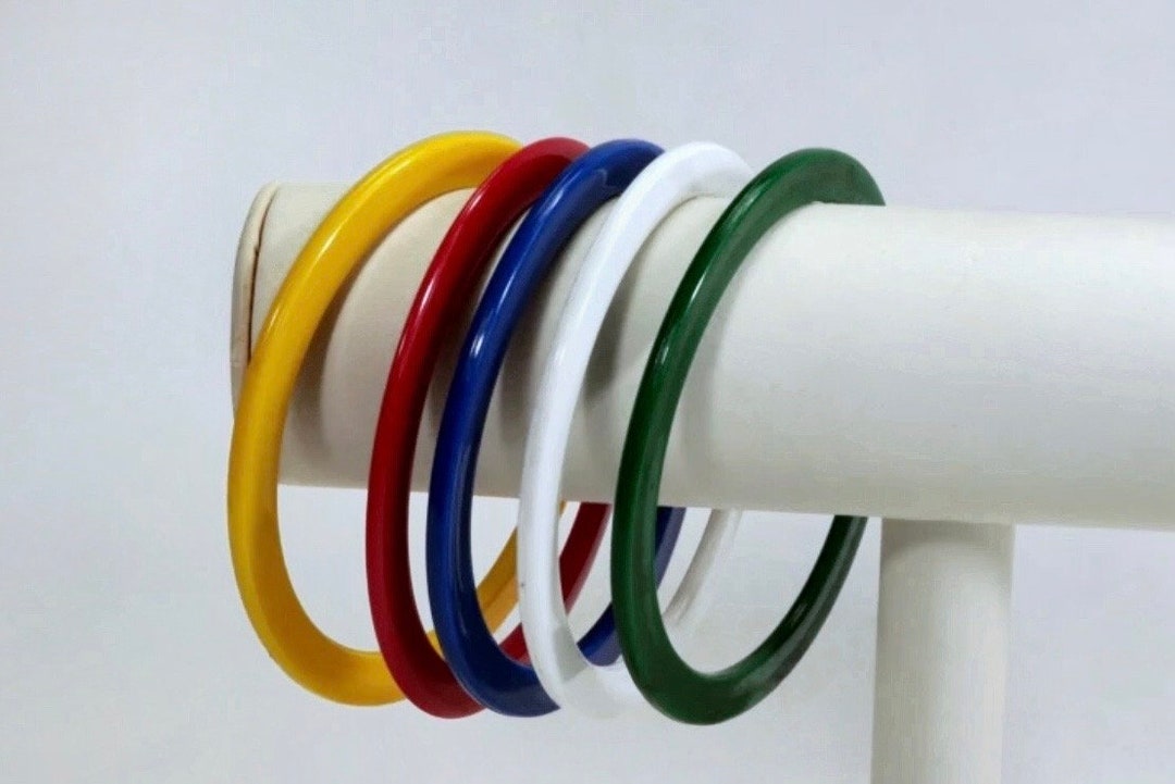 5 Colorful 80’s Plastic Bangles Bracelets Red White Blue Yellow Green